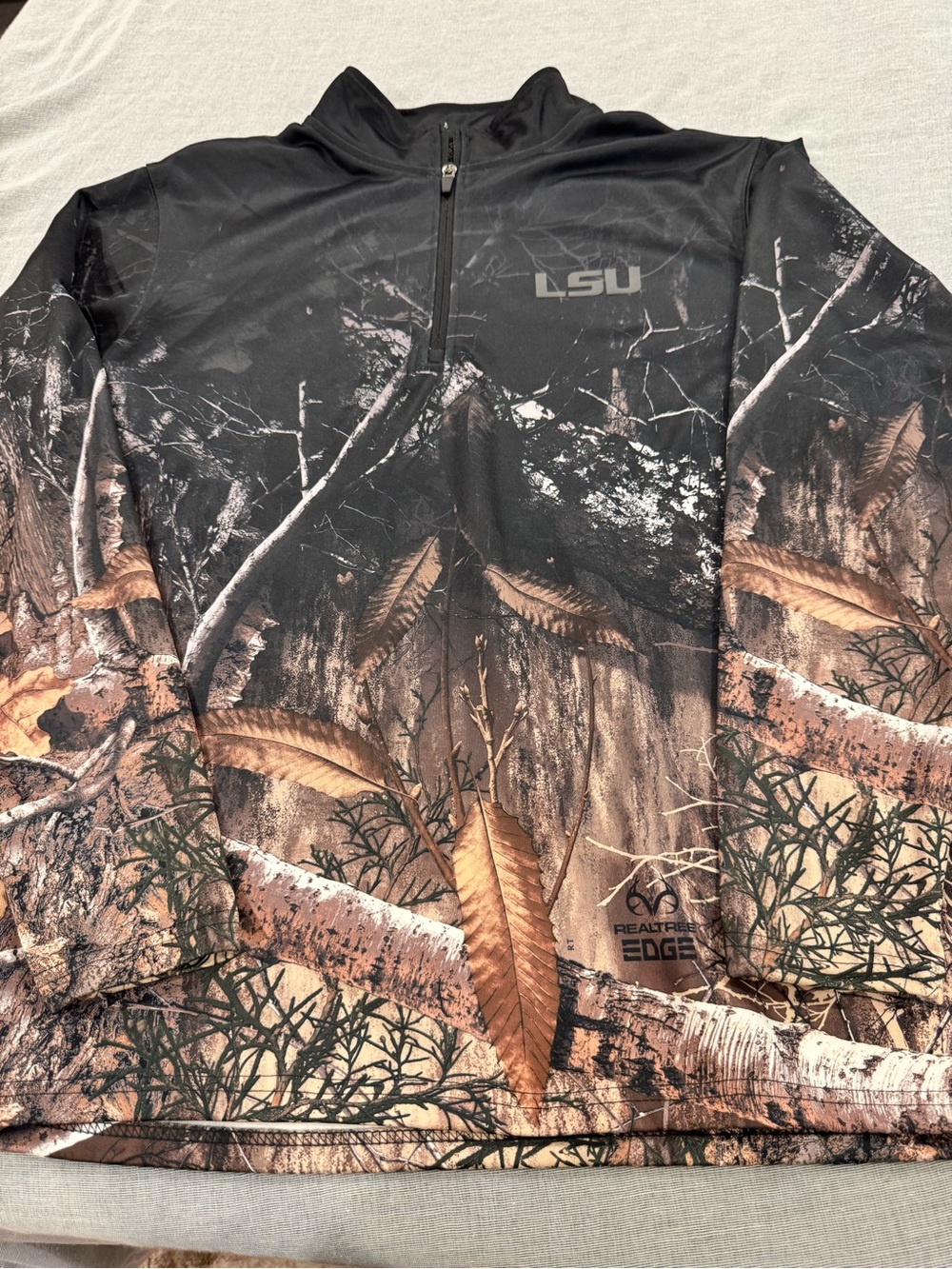 LSU Realtree Edge Camo Quarter-Zip Pullover 
Sz. M Gorpcore Outdoors